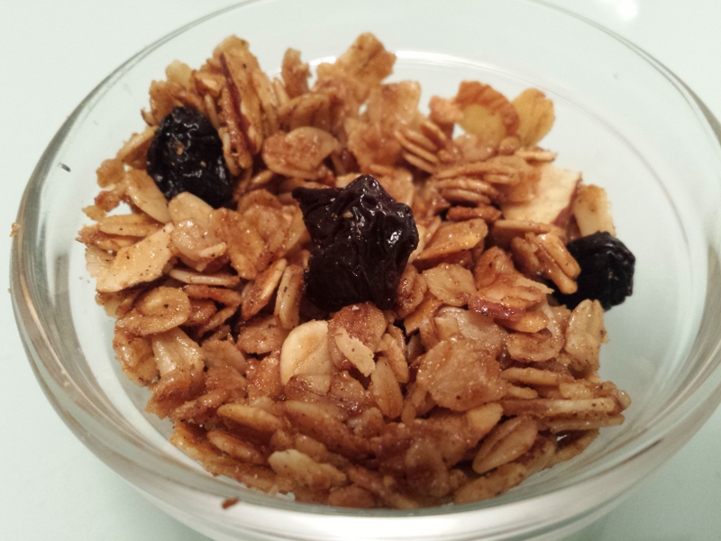 Almondy Cinnamon Granola